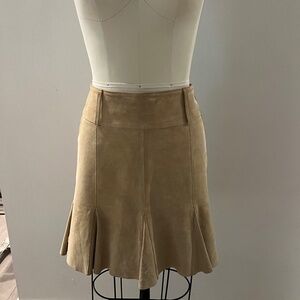 Suede skirt never worn Soft camel side
